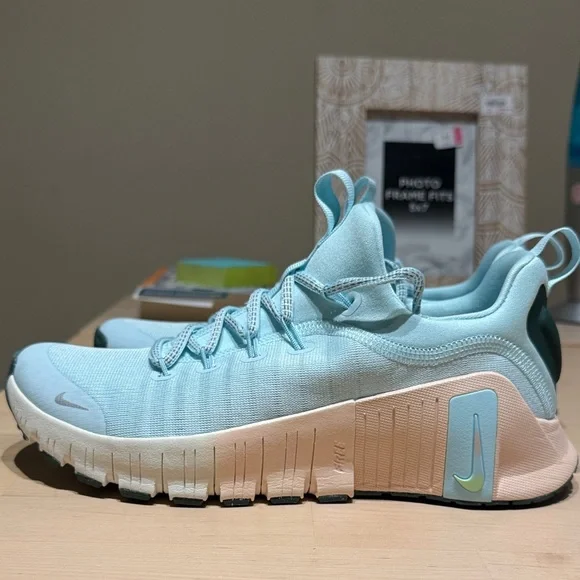 Nike Free Metcon 6 Training Shoes in Light Blue and Light Pink - Picture 3 of 14